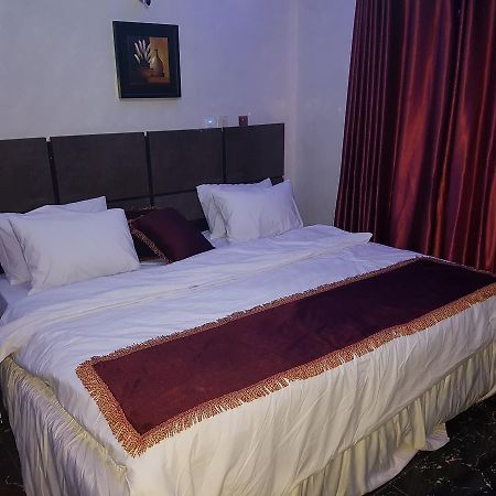 The Resident Hotel Owerri Extérieur photo